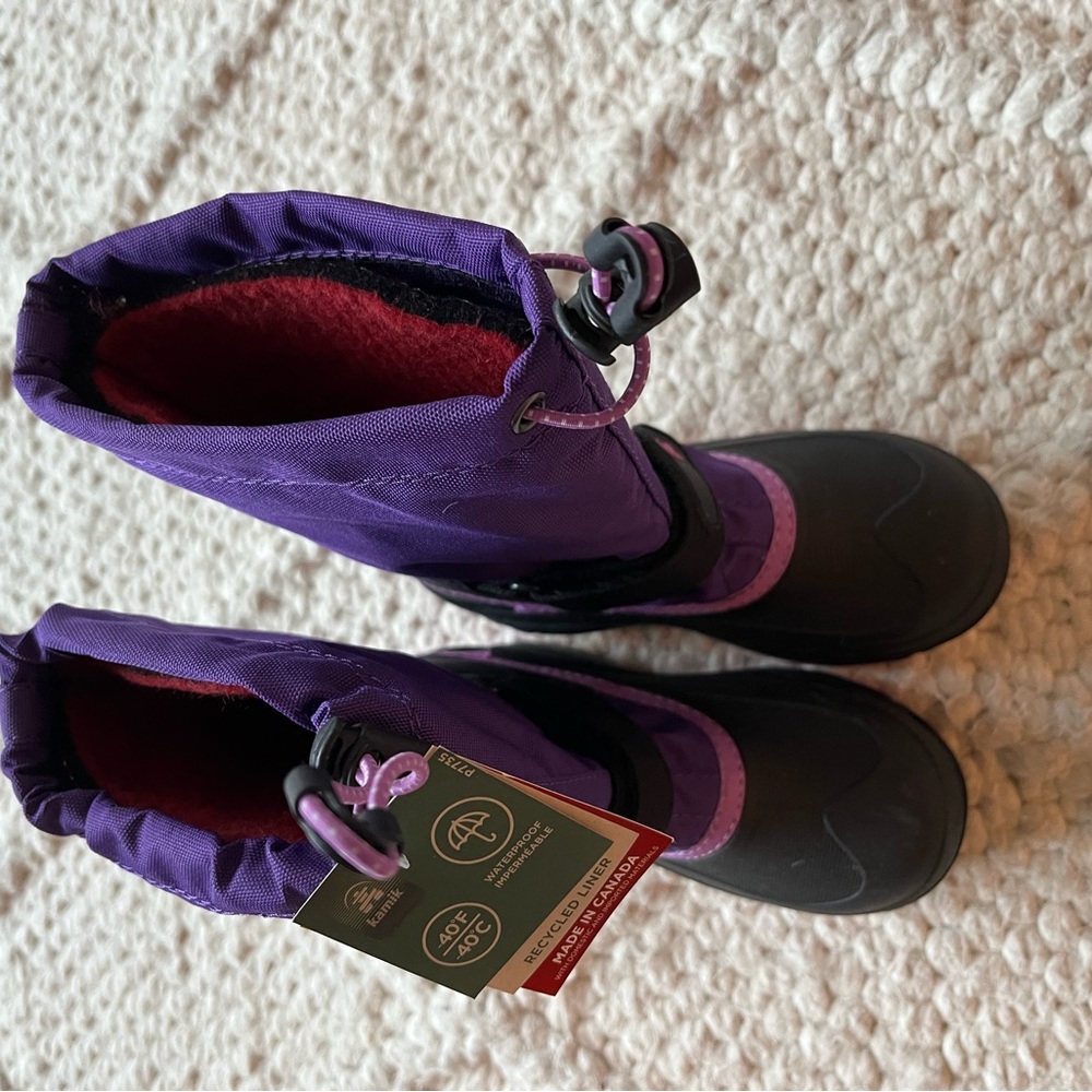 Kids size 13 winter waterproof boots. Size 13. New with tags.
